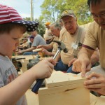 17-20161001_11-08-24-brwc-kids-w-birdhouses