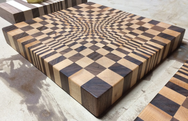 Building an Optical Illusion End Grain Cutting Board